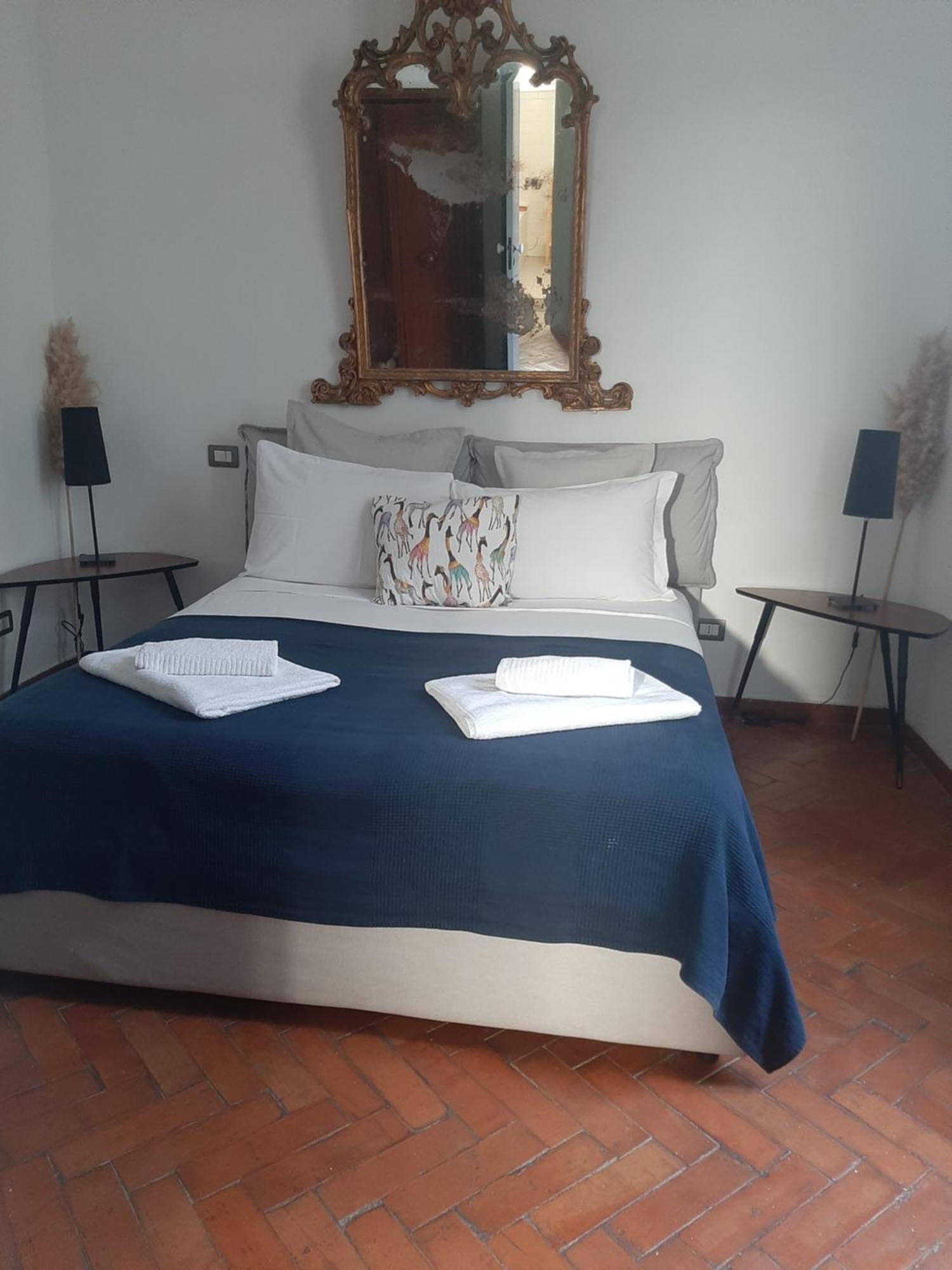 Historical Naples With Panoramic Terraceアパートメント エクステリア 写真